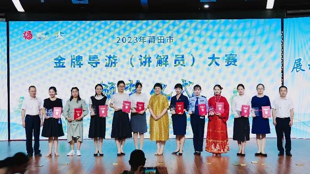 講解 合照2.jpg